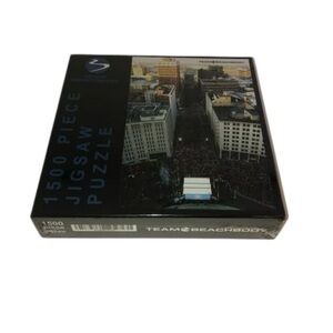 Team BeachBody 1500 Piece Jigsaw Puzzle NIB